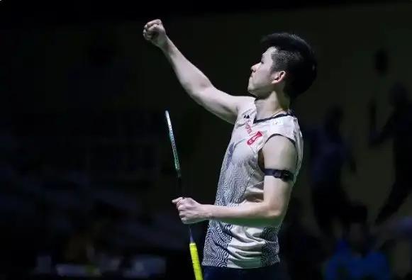 社交媒体公 社交媒体公