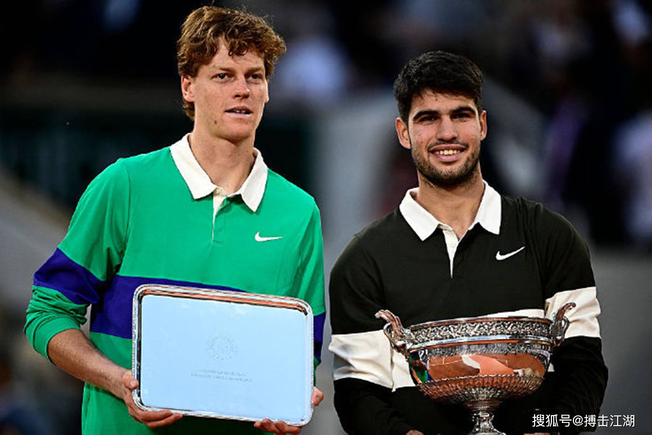 成为现役球 成为现役球