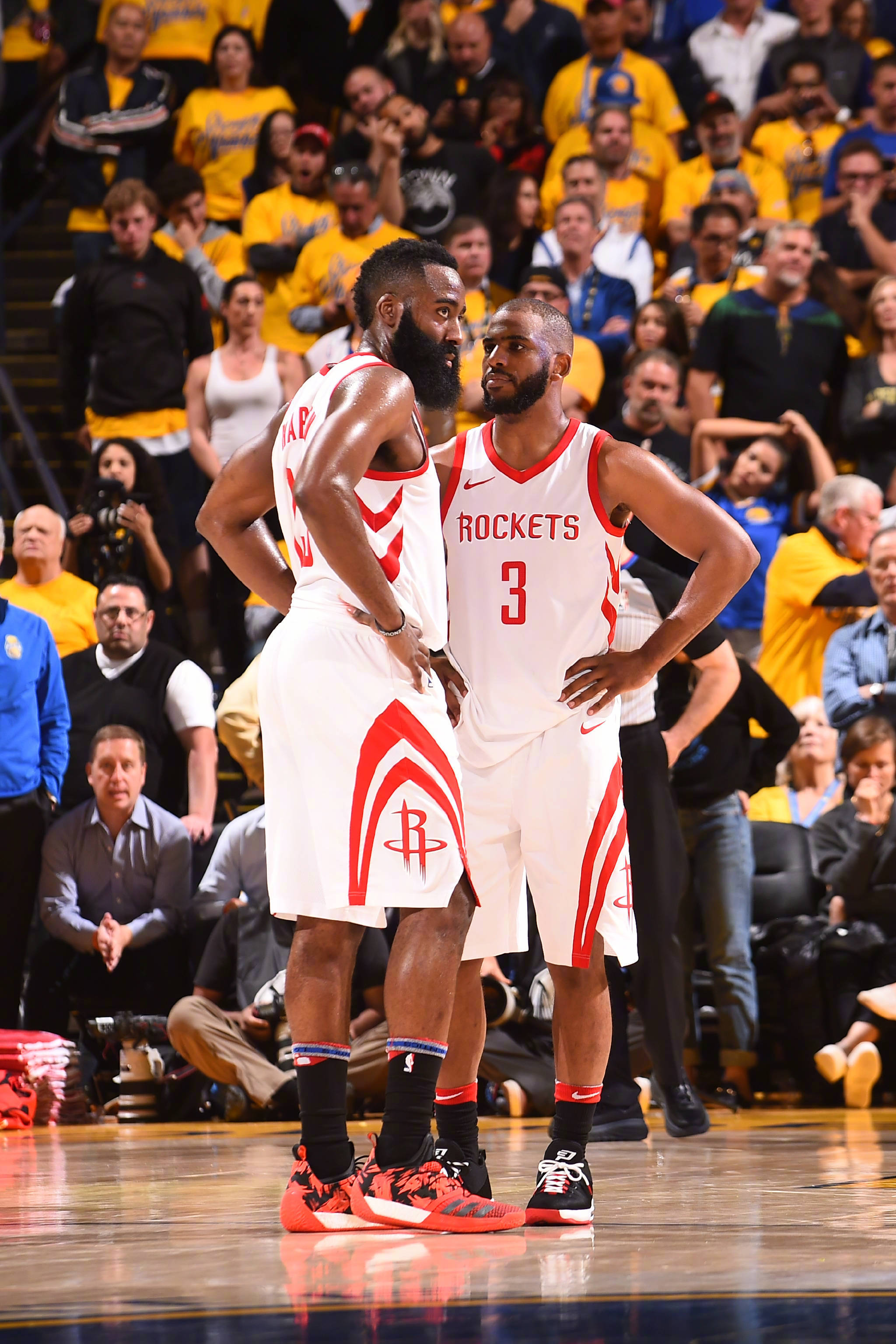 我们要秉持 我们要秉持