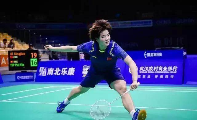 TA：由于诺坎普球场的翻修工程延期，巴萨将面临主场选择的难题